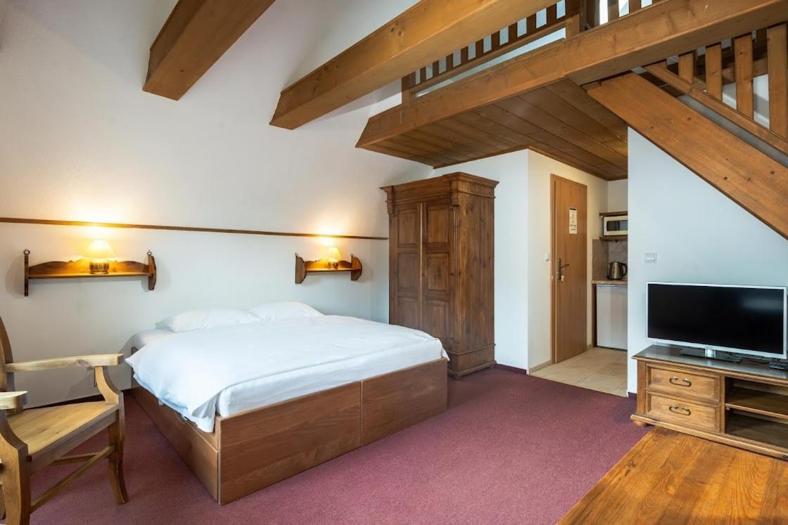Apartmanovy Dom Vila Maros Pavčina Lehota Dış mekan fotoğraf