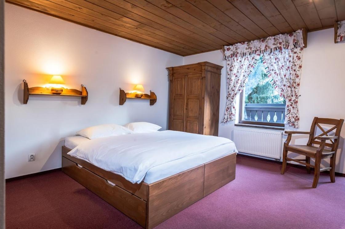 Apartmanovy Dom Vila Maros Pavčina Lehota Dış mekan fotoğraf